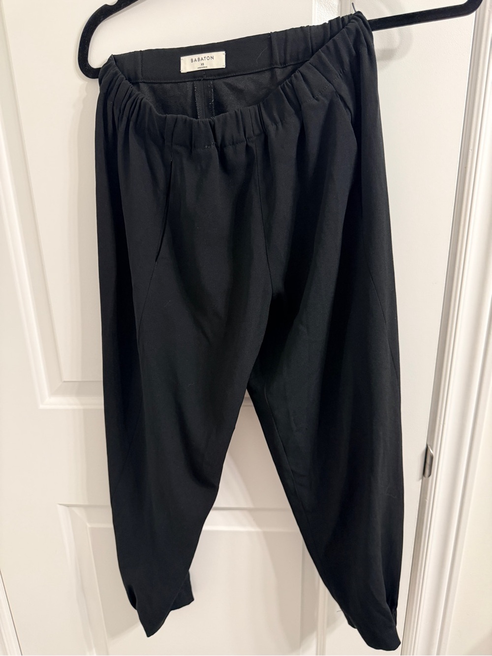 Size S Babaton Black Elastic-Waist Womens Dexter pant black